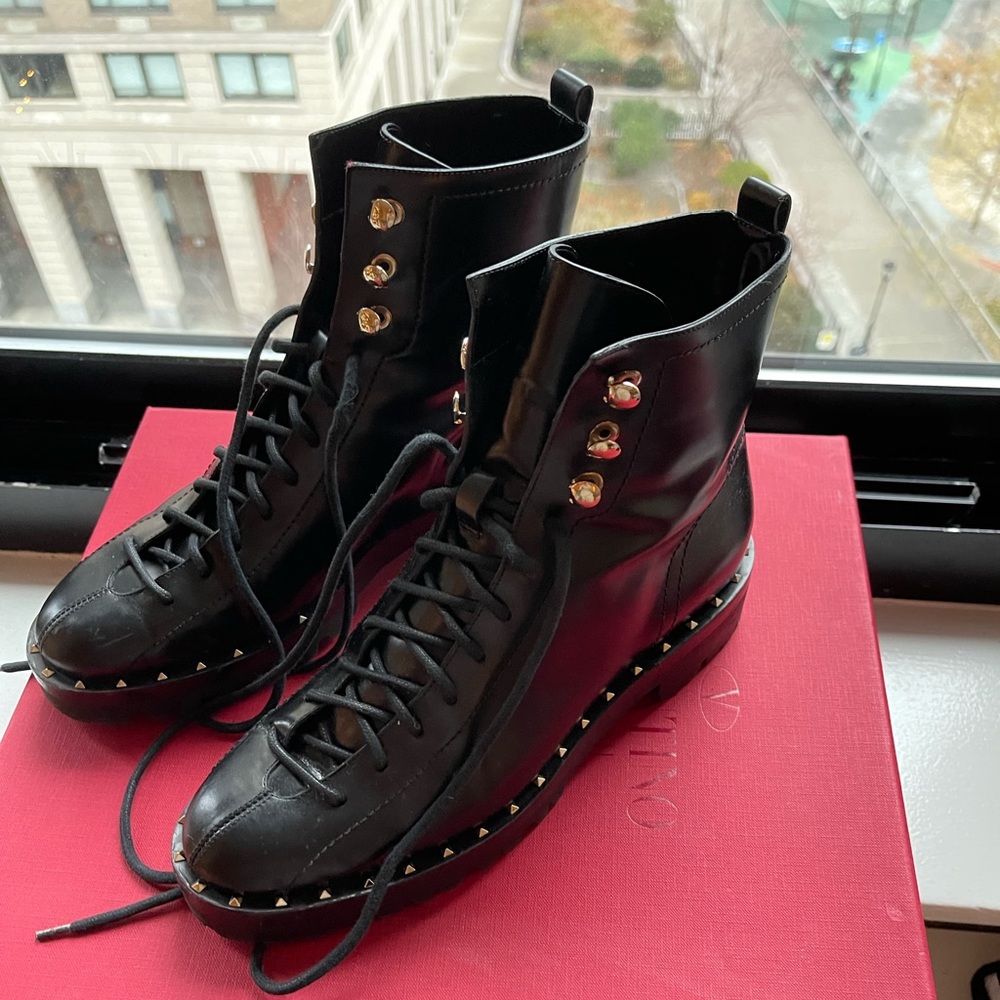 Valentino boots